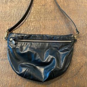 Clare V grande Fanny